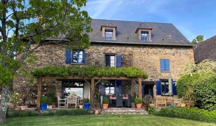 La Maison Bleue Juillac  Екстериор снимка